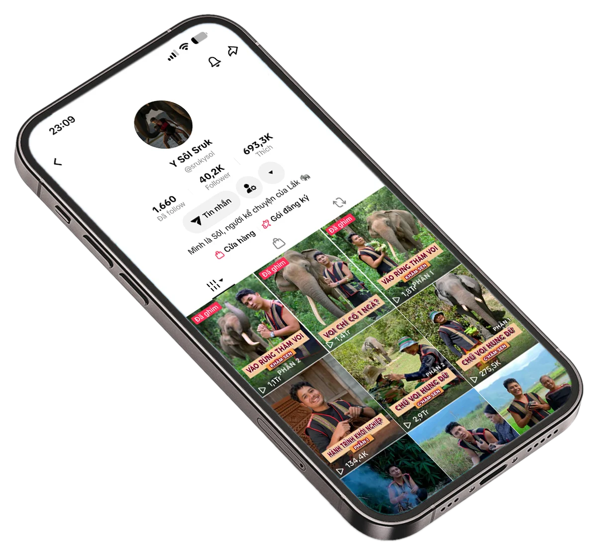 Điện thoại hiển thị kênh TikTok Y Sôl Sruk của creator Y-Sôl
